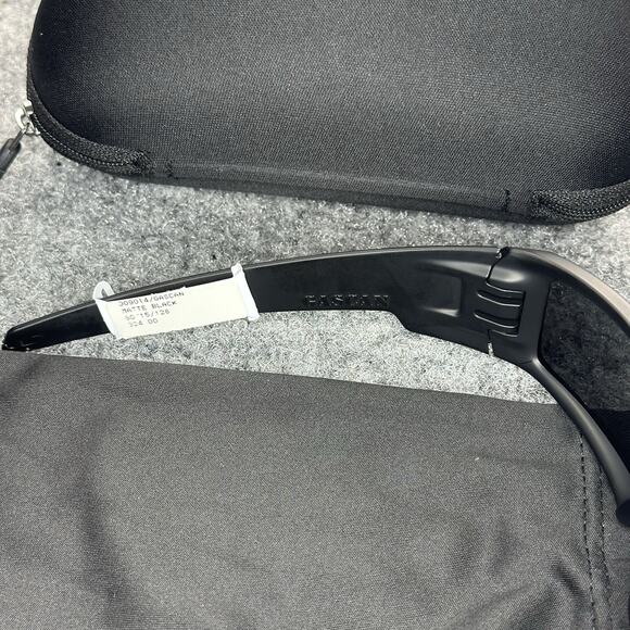 Oakley Gascan 009014 Matte Black Lens Athletic Sunglasses NEW! NWT! 324$ Retail! - Picture 5 of 10